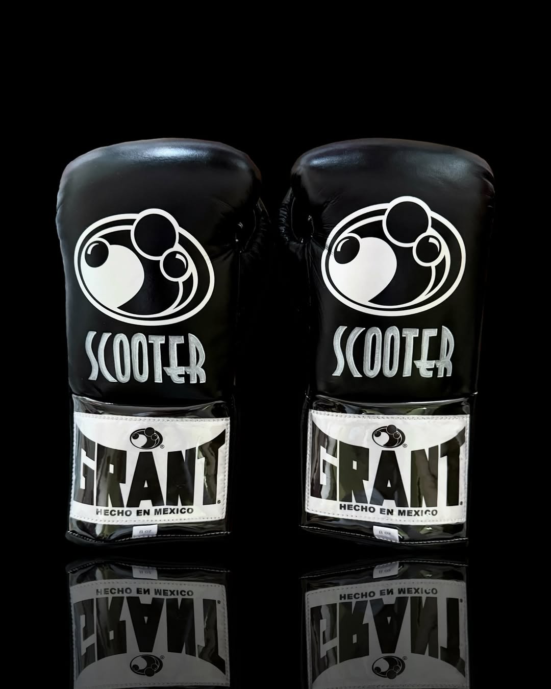 Grant Boxing Gloves SCOOTER - Black