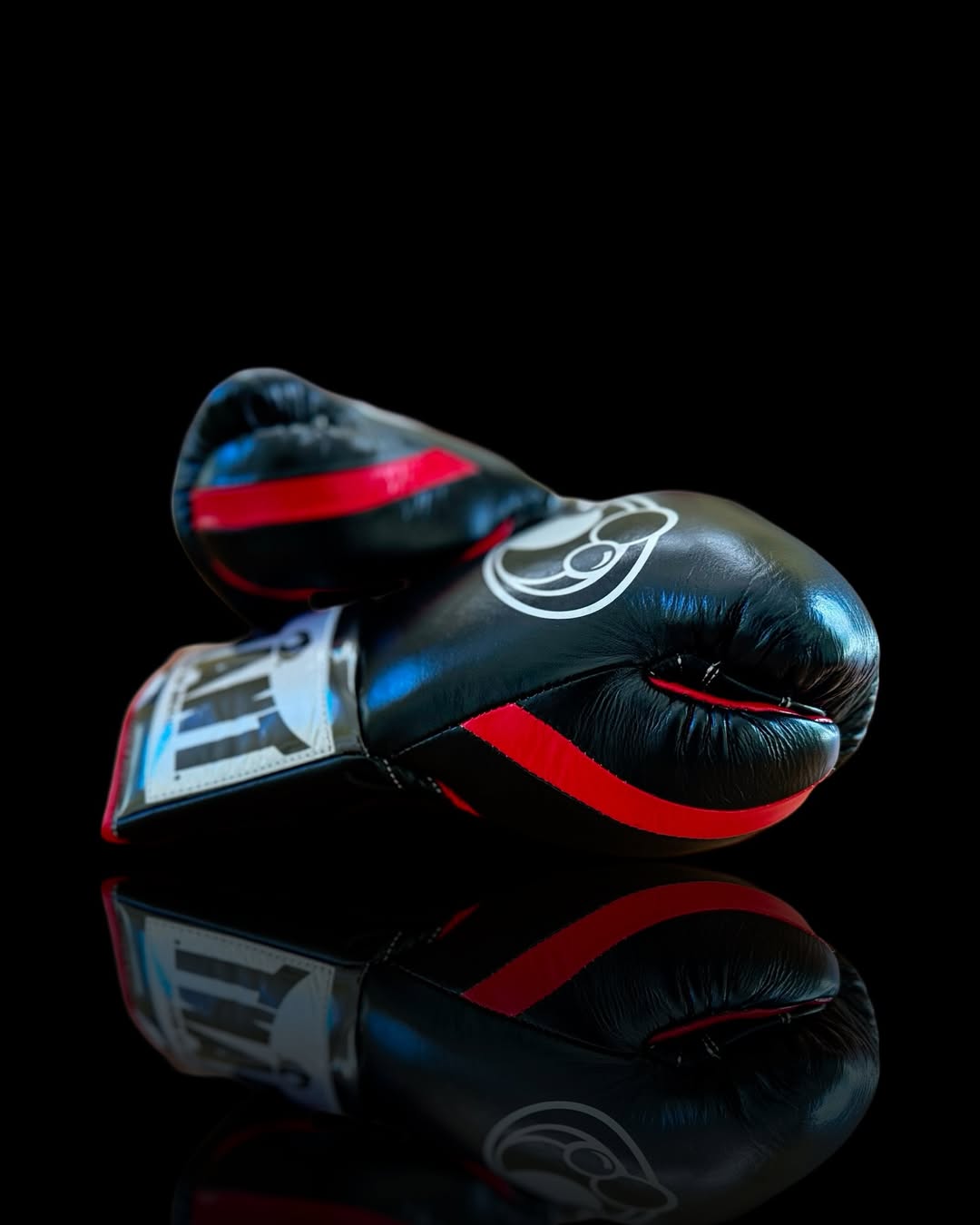 Grant Pro Boxing Gloves - Black