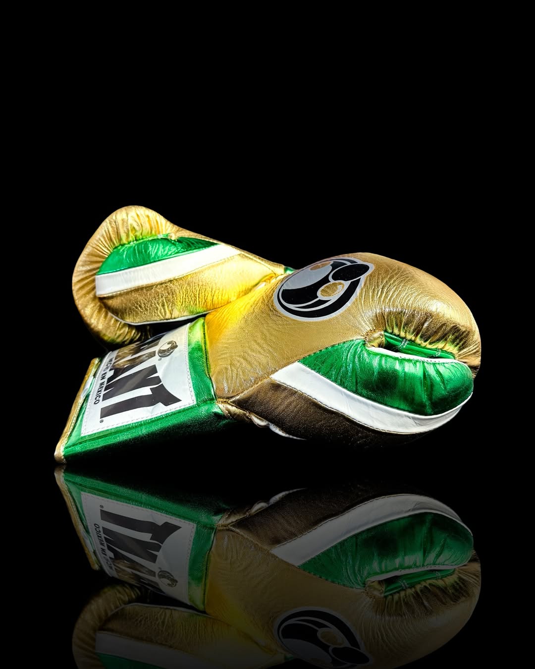 Grant Boxing Gloves - Golden Green